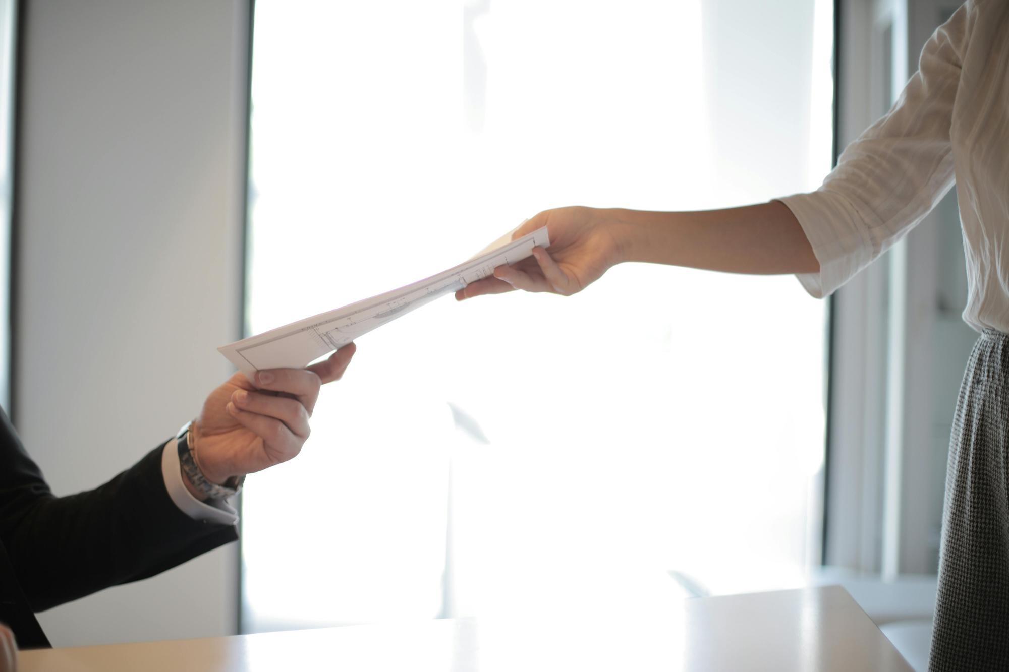 Especialista em RH da Proaço ensina como fazer currículo que aumenta as chances de contratação 